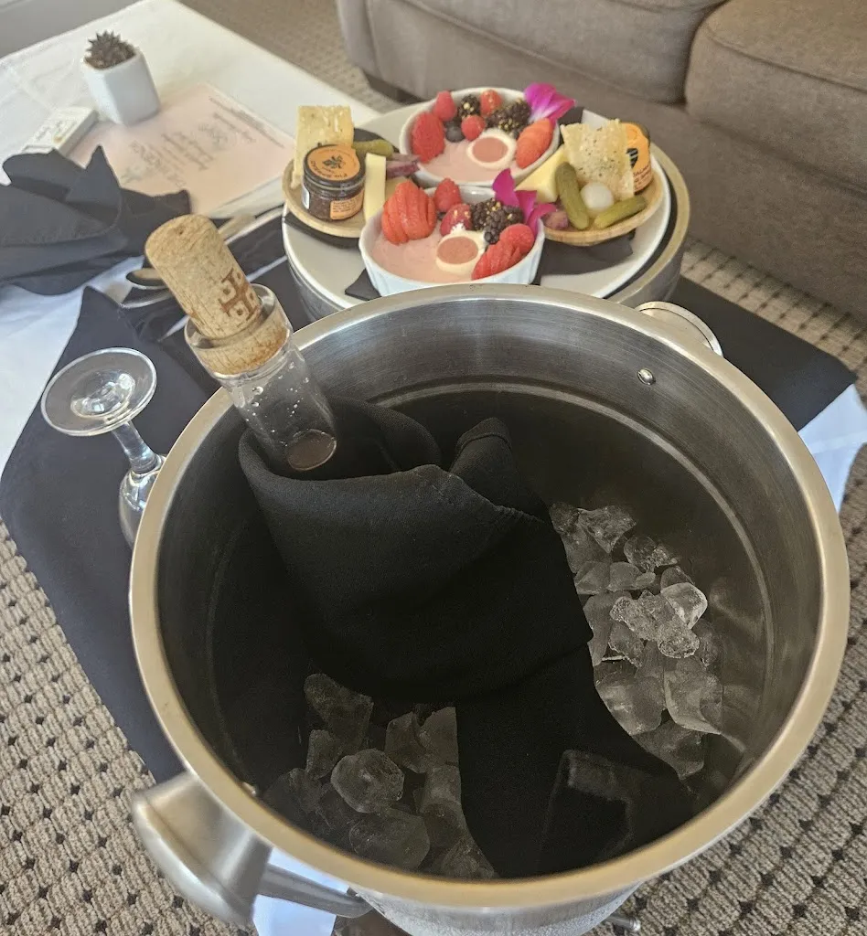 Captain Red Ed Brennan_Sasha's On The Park_New Port Richey, FL_review