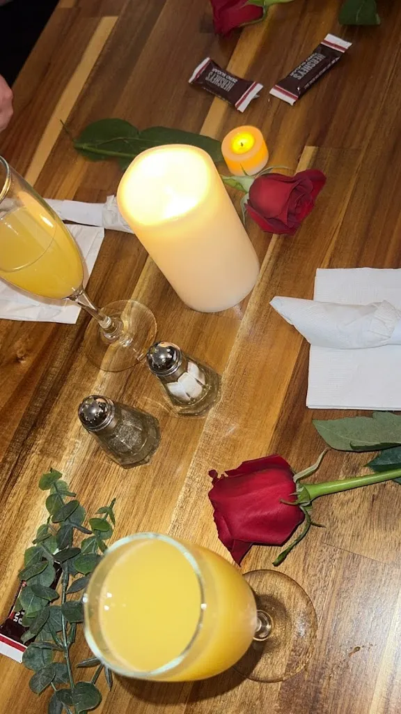 Valerie Leonowicz_Christina's Restaurant_New Port Richey, FL_review