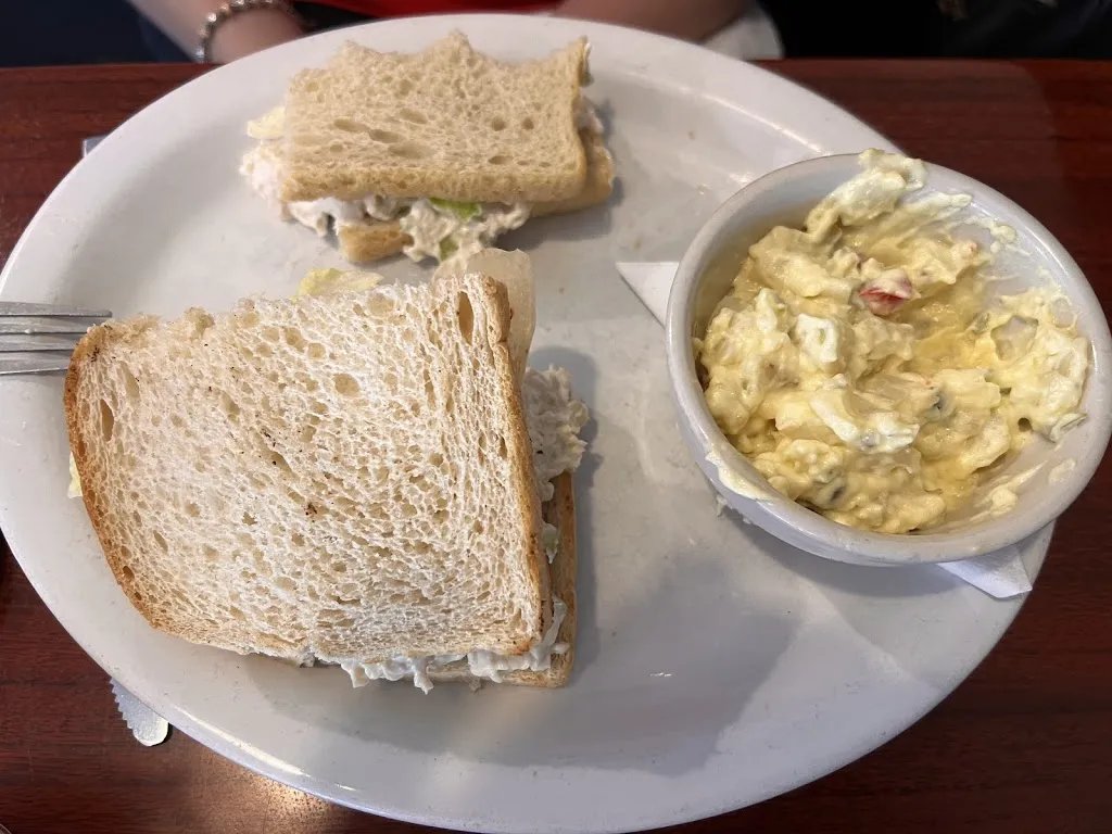 Brian_The Holiday House Restaurant_Holiday, FL_recensione