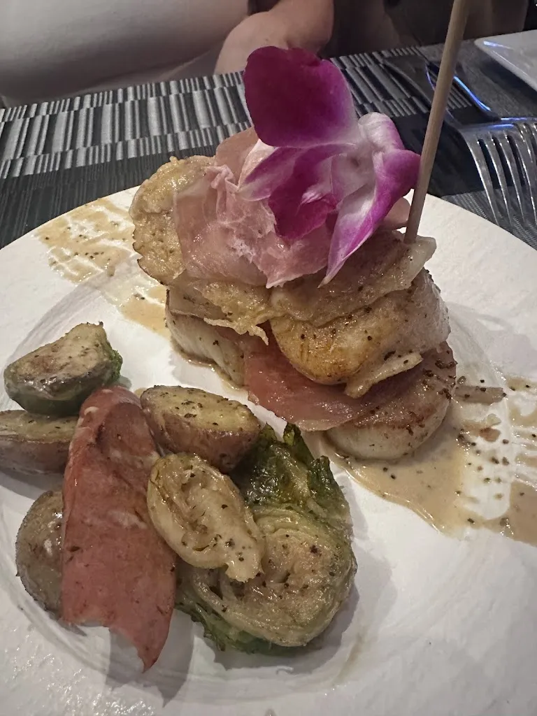Scott Simons_Chez Colette's French Bistro_Belleair Bluffs, FL_review