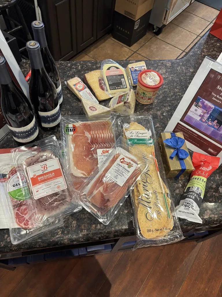 jacob king_Bella Vino Wine & Cheese Market_Belleair Bluffs, FL_review