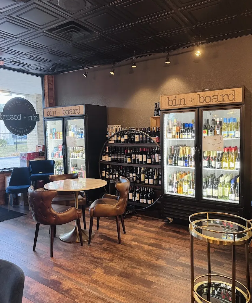 Carolyn_bin + board WINE / CHEESE/ PROVISIONS_Brandon, FL_review
