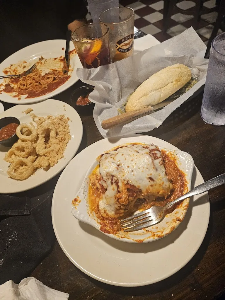 Rachael Jones_GINO's Restaurant & Bar_Greater Carrollwood, FL_review
