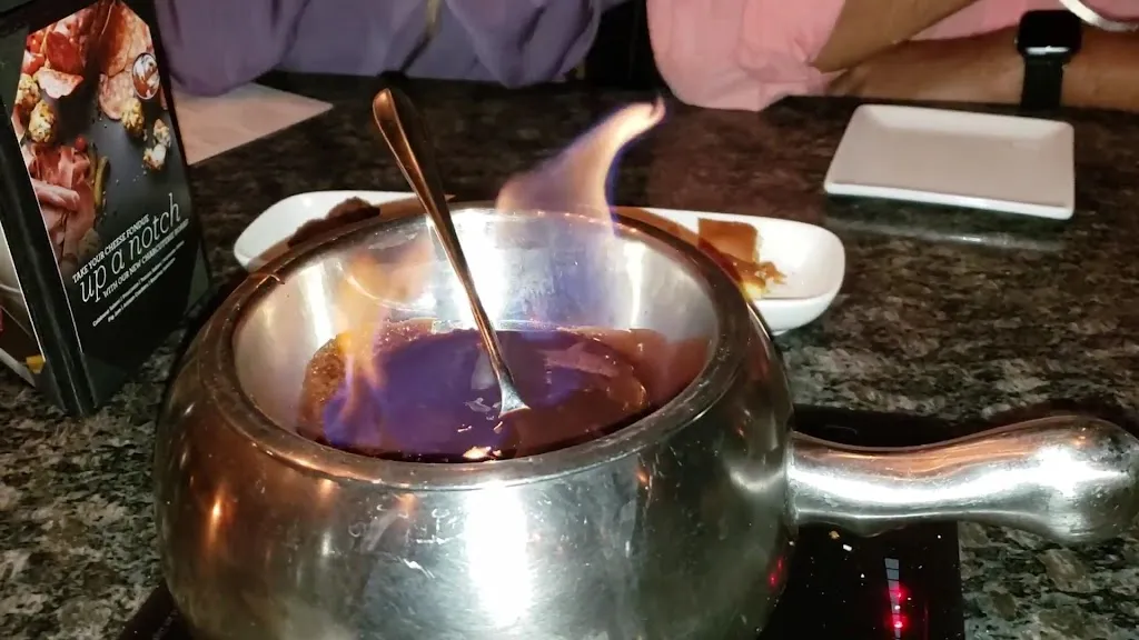 Melting Pot_Tampa, FL_slider_image_2