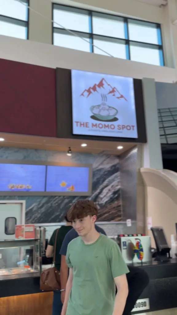 The Momo Spot_Tampa, FL_slider_image_2