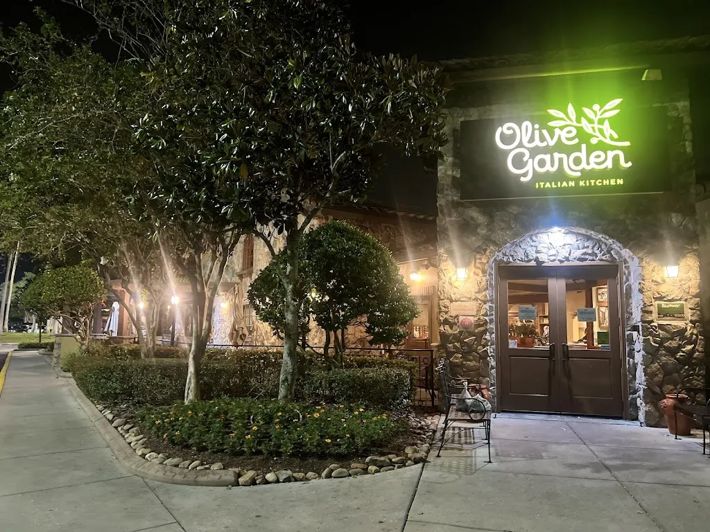 Olive Garden Italian Restaurant restaurant in Tampa, FL