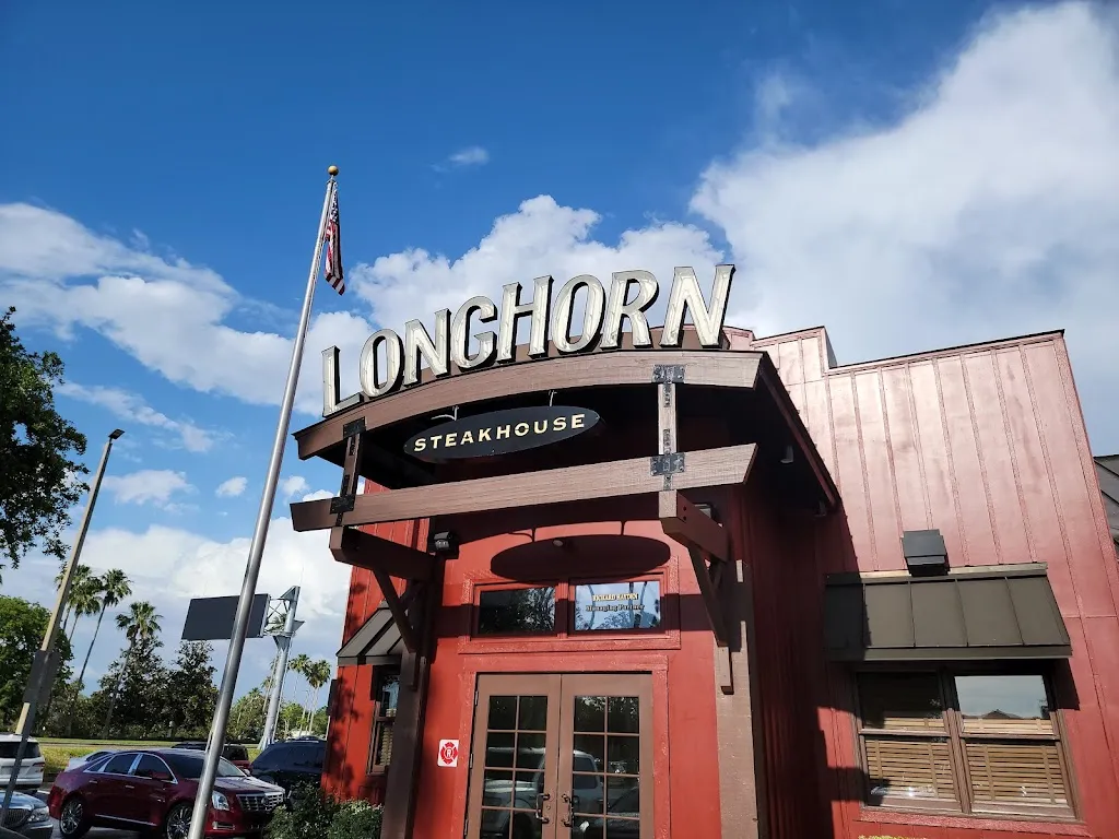 LongHorn Steakhouse restaurant in Tampa, FL