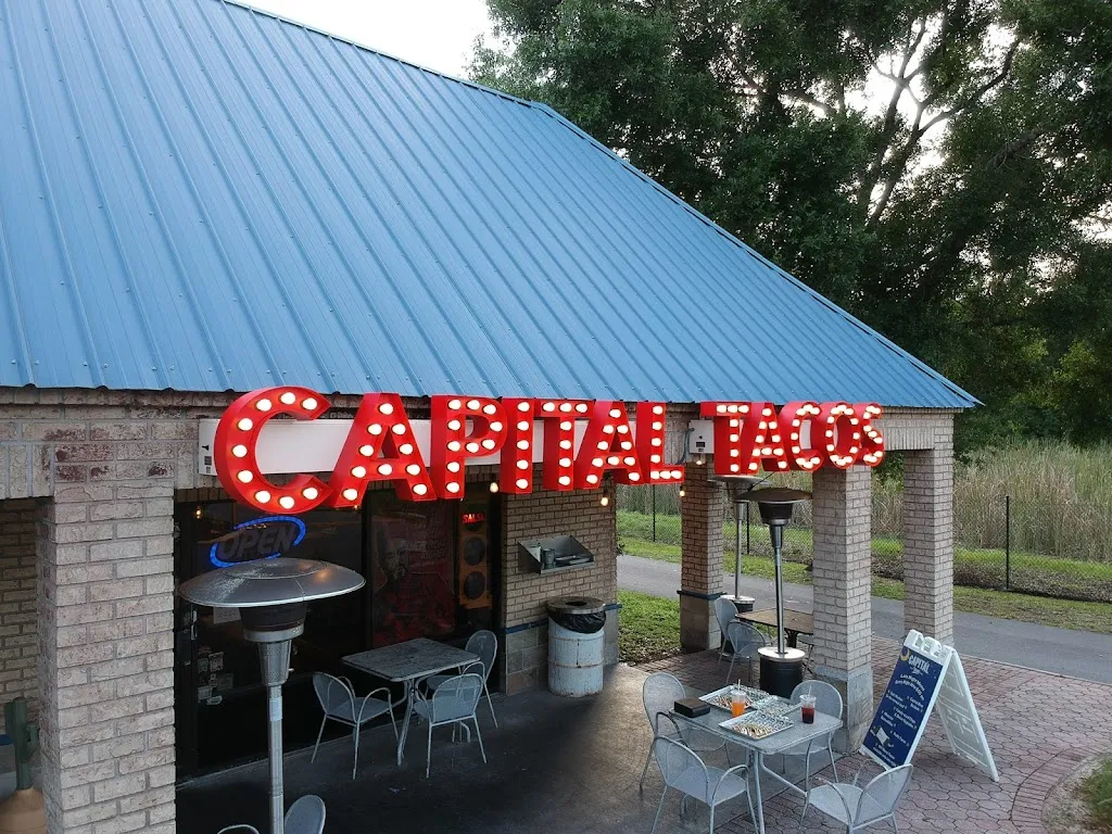 Capital Tacos & Chicken restaurant in Land O' Lakes, FL