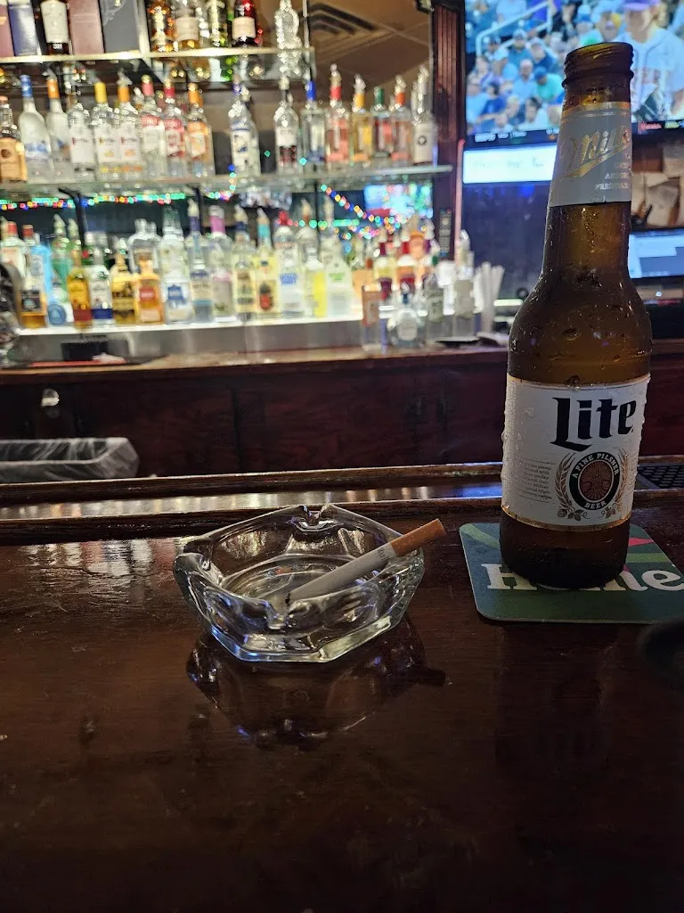Mixers Bar & Grill_Palm Harbor, FL_slider_image_3