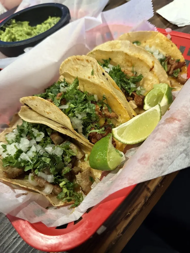 Yanela G._Azteca Bar_Tampa, FL_review