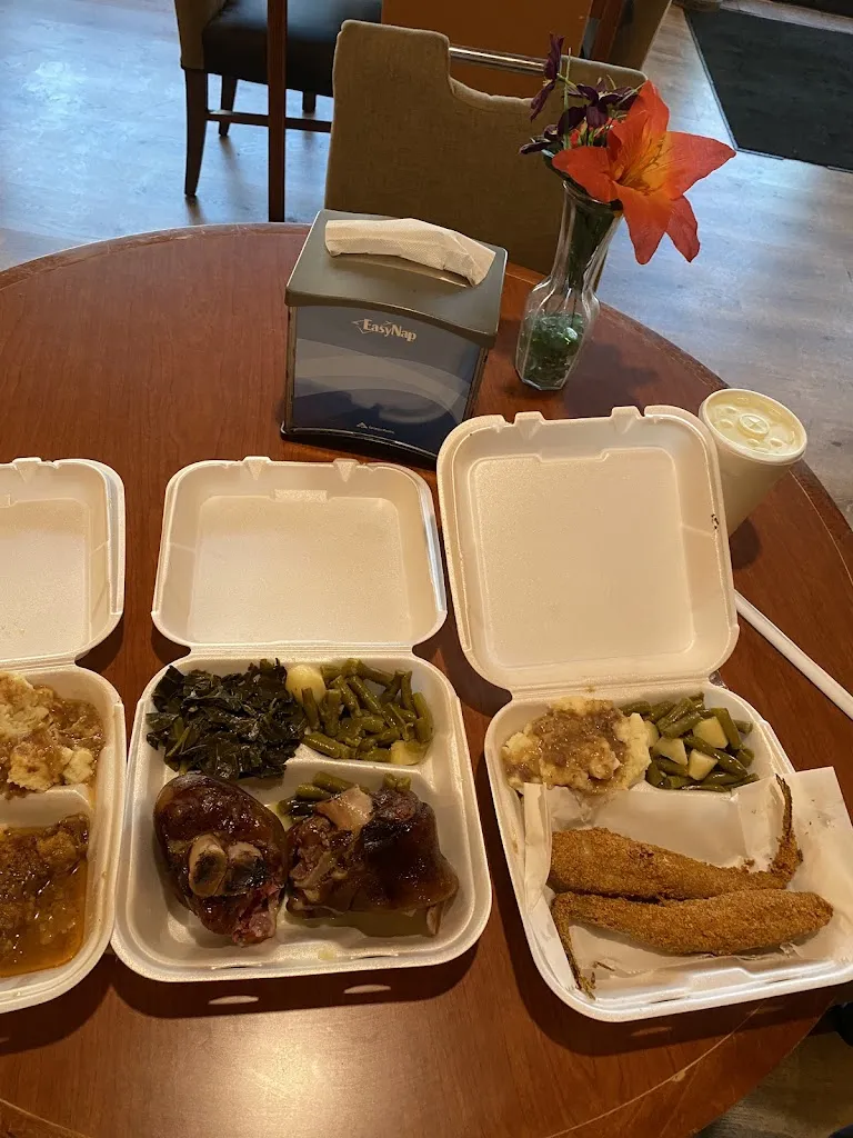 Jerome Martin_Mom's Soul Food Kitchen & Catering_St. Louis, MO_review