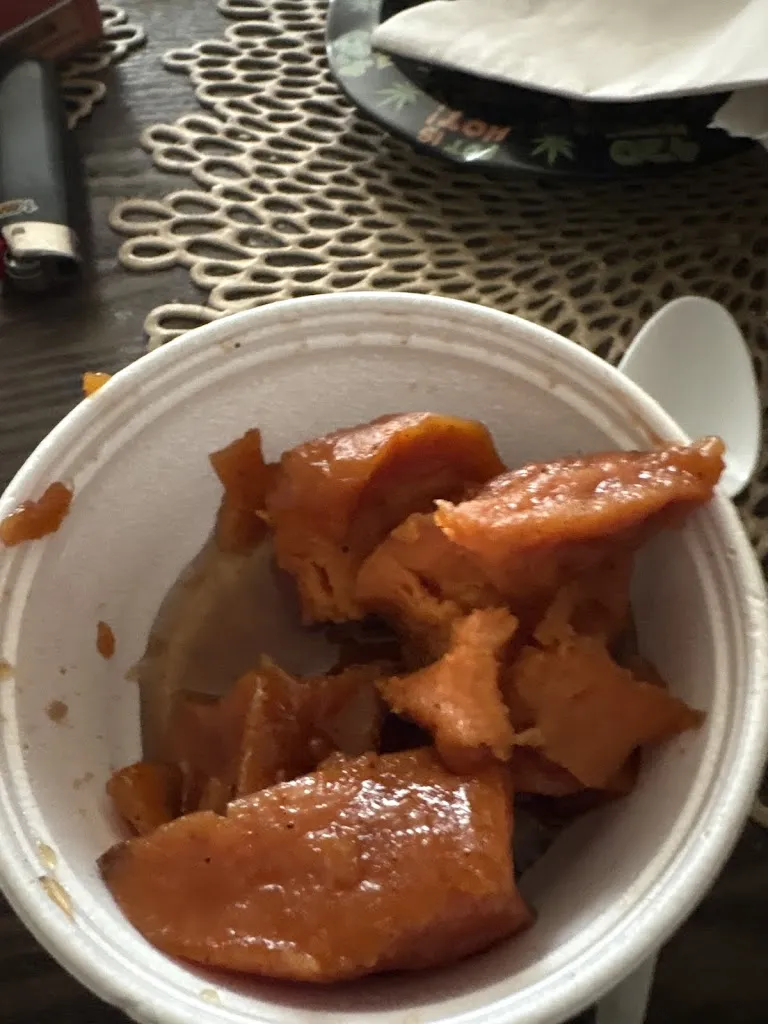 Blake Pink_Mom's Soul Food Kitchen & Catering_St. Louis, MO_review