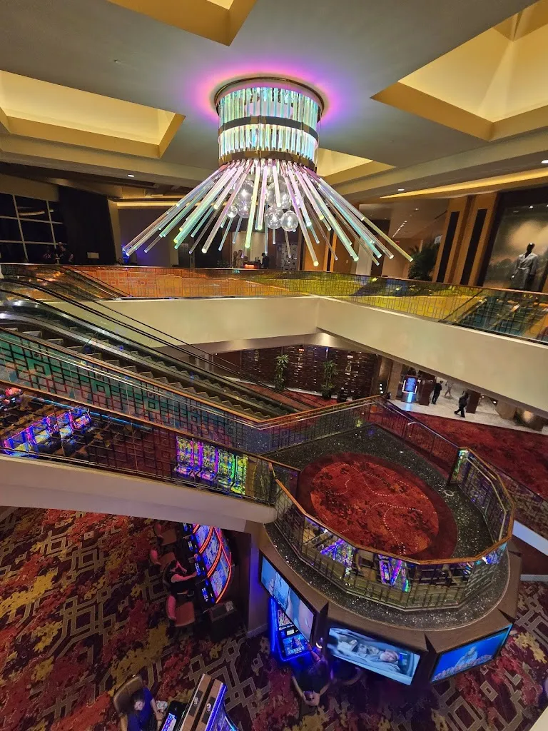 Min Park_Rock N' Raw (in Seminole Hard Rock Tampa)_Tampa, FL_review