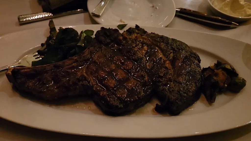 Council Oak Steaks & Seafood (in Seminole Hard Rock Tampa)_Tampa, FL_slider_image_2
