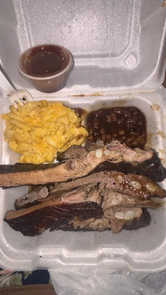 Charlene Bee_Ronnie Ron’s BBQ_Lithia, FL_review