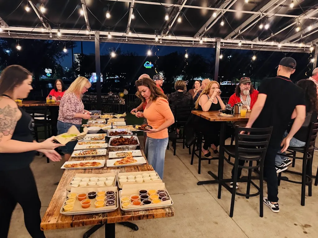 Riverview Tap House_Gibsonton, FL_slider_image_3