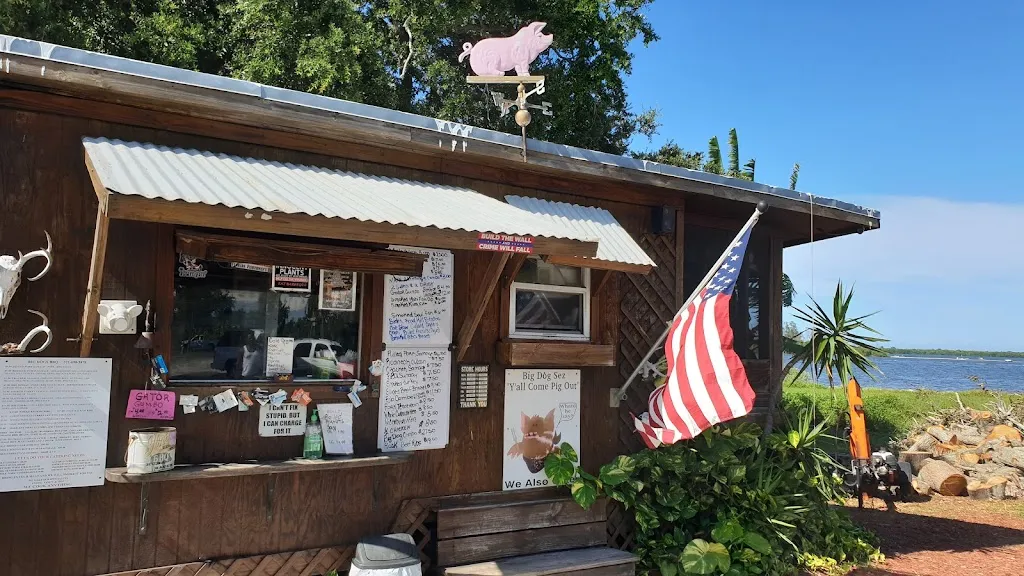 Big Dogs BBQ restaurant à Grant-Valkaria, FL