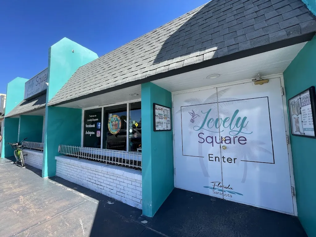 Lovely Square restaurant à Sarasota, FL