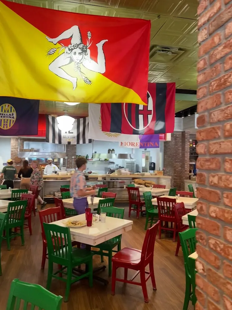 Mandola's Italian Kitchen_Tampa, FL_slider_image_2