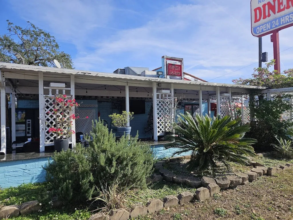 Joe's New York Diner restaurant in Tampa, FL