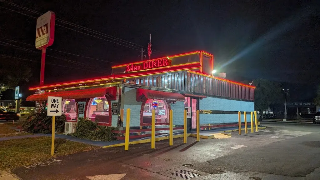Joe's New York Diner_Tampa, FL_slider_image_3