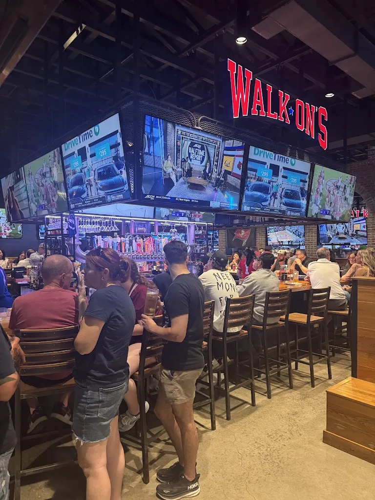 Walk-On's Sports Bistreaux - Wesley Chapel Restaurant_Lutz, FL_slider_image_3