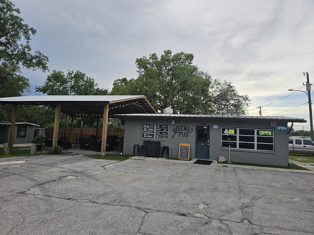 Weeki Pub_Spring Hill, FL_slider_immagine_3