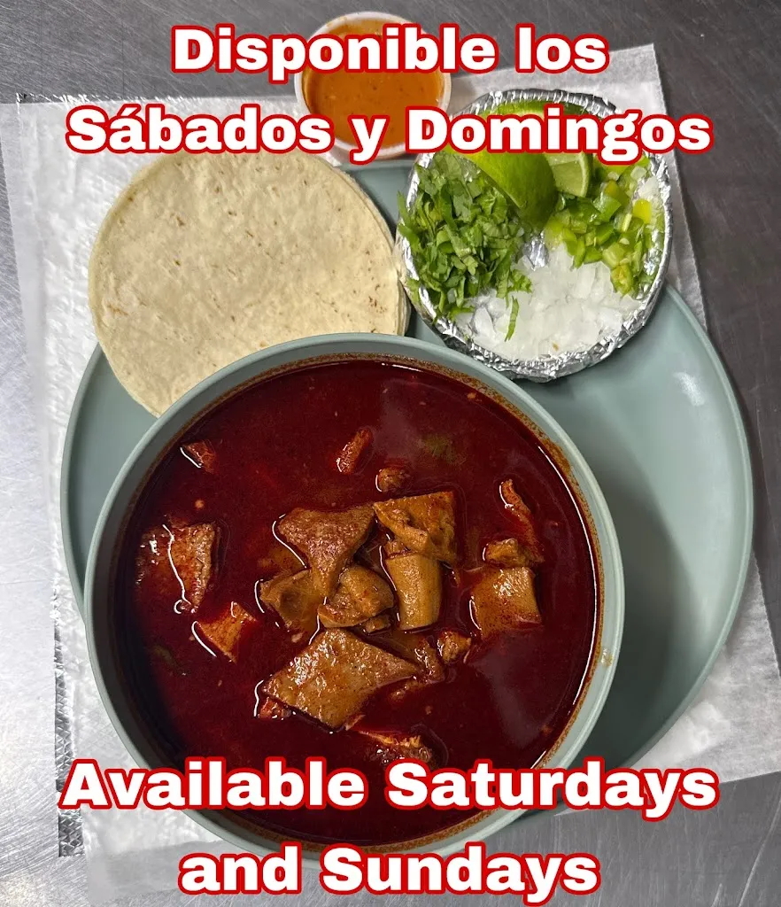 Taco’s el Tuzo_7711 Causeway Blvd, Clair-Mel_slider_image_2