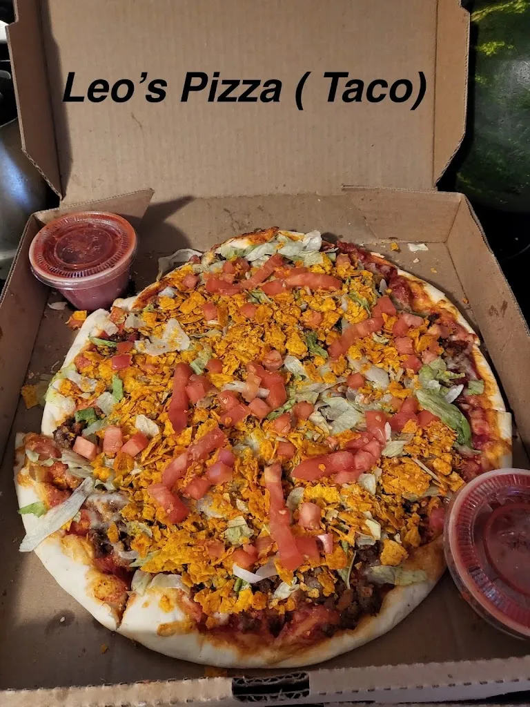 Leo's Pizza_Jacksonville, IL_slider_image_3