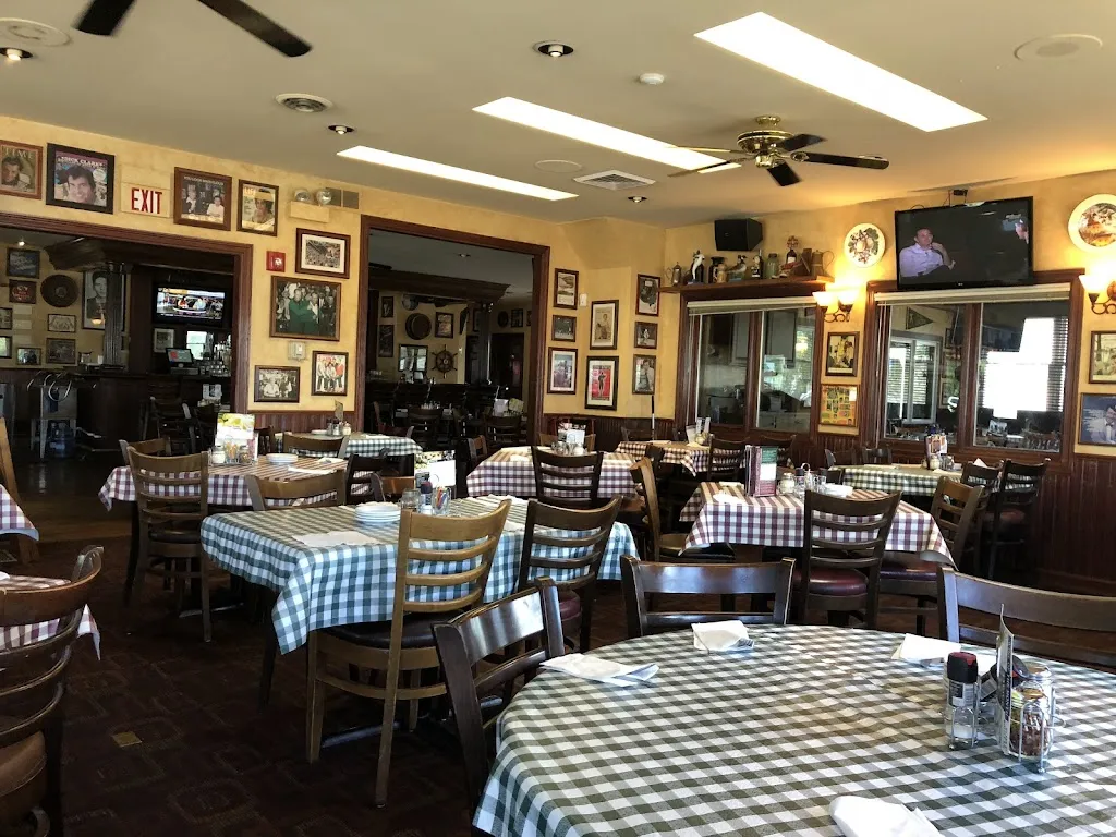 Moretti's Restaurant Fox Lake restaurante en Fox Lake, IL