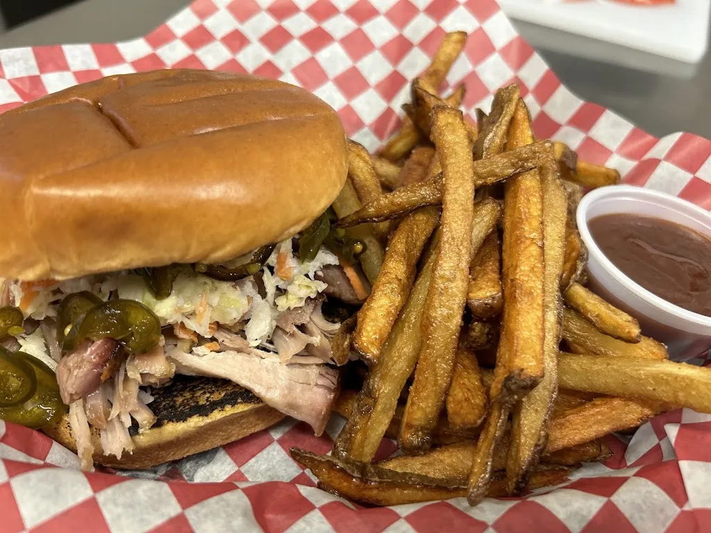 The Bandits' Smoke Shack_Ingleside, IL_slider_imagen_3