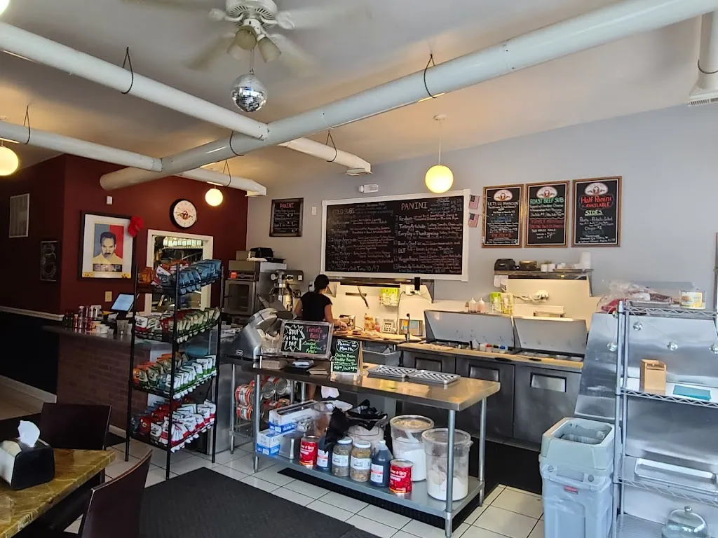 Perricone's A Soup & Sandwich Joint_Fox Lake, IL_slider_imagen_3