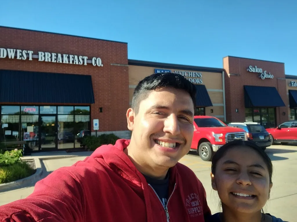 Nael Gastelum_Midwest Breakfast Co._Spring Grove, IL_review