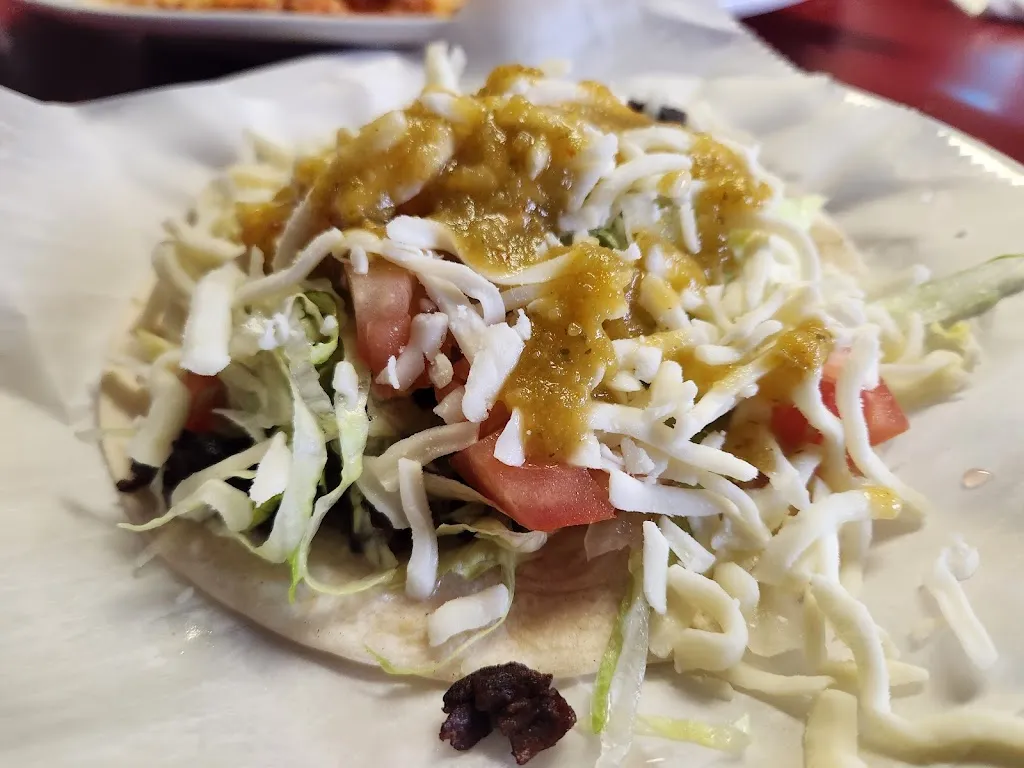 Vela’s Restaurant & Lounge_Joliet, IL_slider_immagine_3