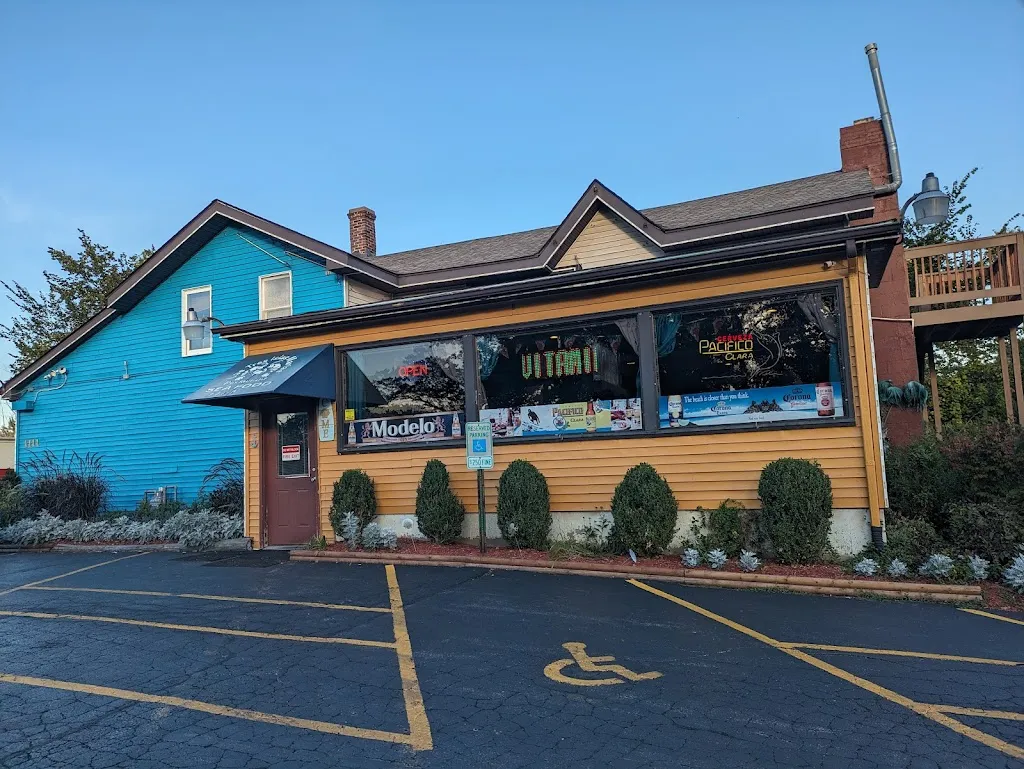 charles lawhun_Las Tres Islas Marias_Round Lake Beach, IL_review
