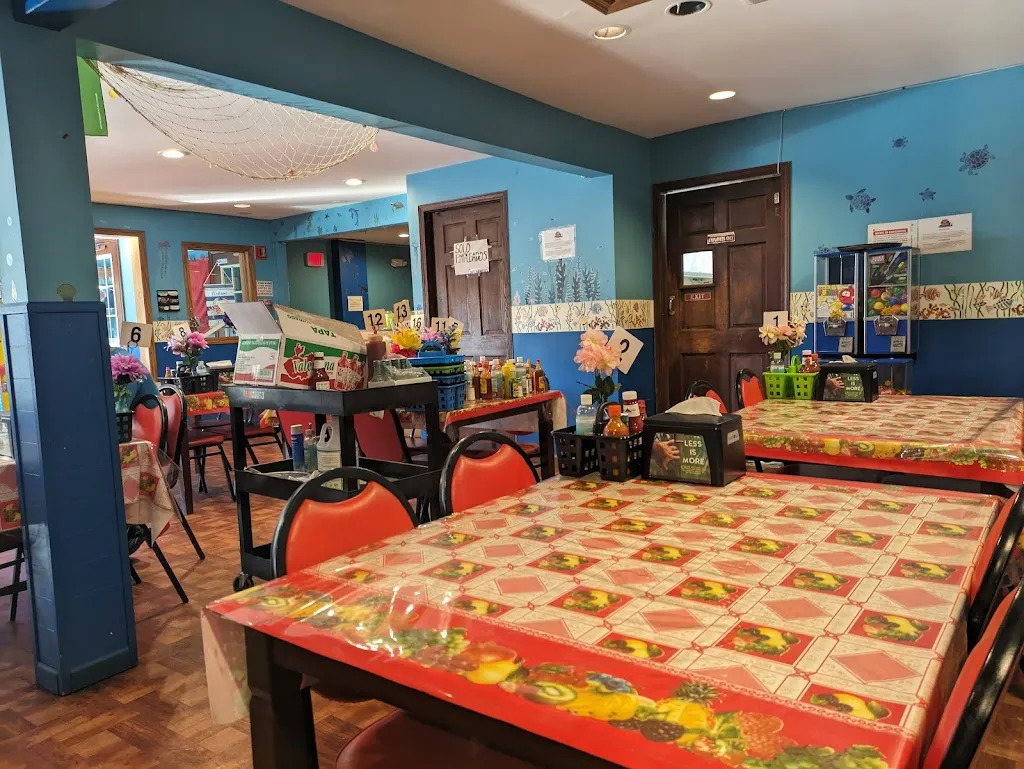 Las Tres Islas Marias restaurante en Round Lake Beach, IL