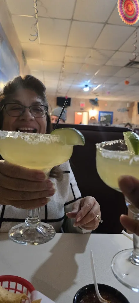 Kim Fuller_Tacos EL Norte In Round Lake Beach_Round Lake Beach, IL_reseña