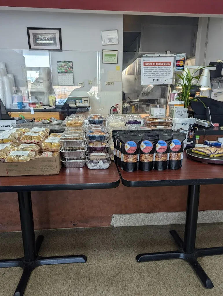 Mamang_Kaibigan Inc_Round Lake Beach, IL_reseña