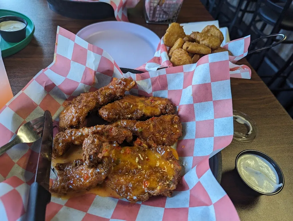 Mari B_Rail House Slots & Wings_Round Lake, IL_review