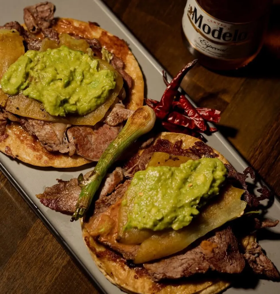 Casa Jalisco Bar and Grill_Round Lake, IL_slider_imagen_2