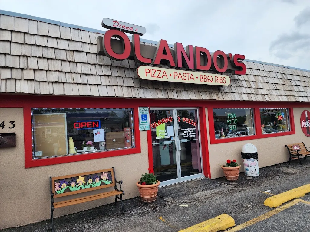 Round Lake Olando's Pizza restaurante en Round Lake Heights, IL