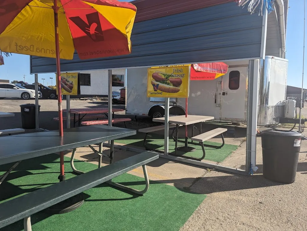Let's Beef Frank Food Truck restaurant à Marion, IL