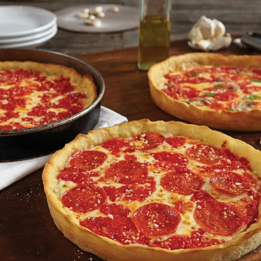 Lou Malnati's Pizzeria_Third Lake, IL_slider_imagen_3