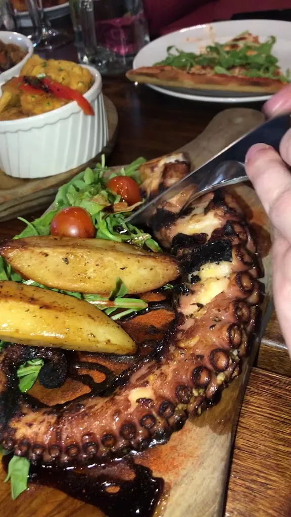 La Taberna Steak & Tapas Bar_Dumont, NJ_slider_immagine_2