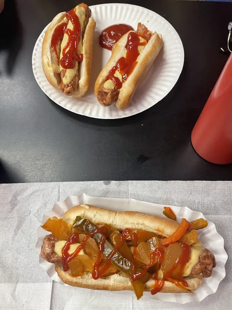 Nicole Banales_Jolly Nick's_Dumont, NJ_review
