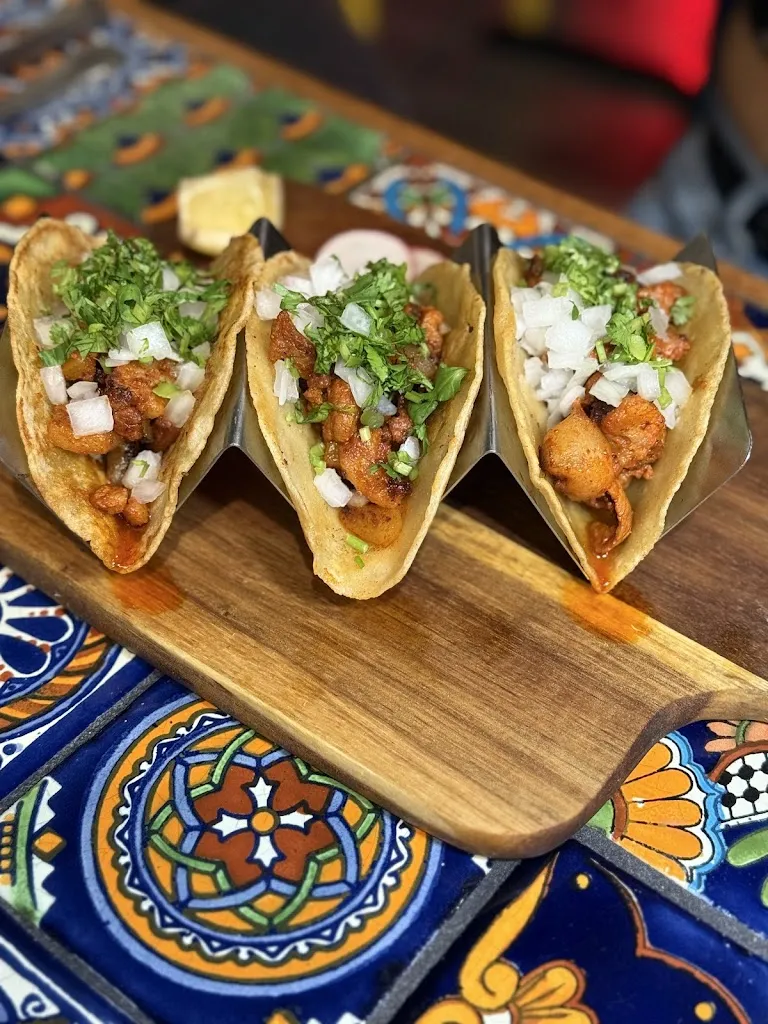 Mexico Mi Amor_Dumont, NJ_slider_immagine_3