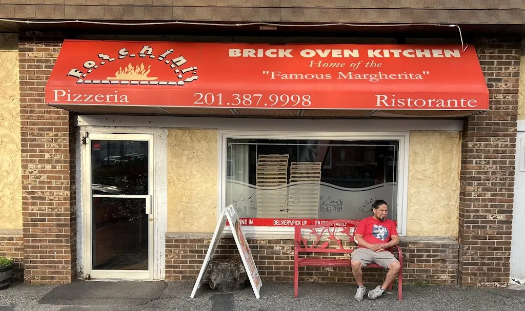 Foschini's Brick Oven Kitchen ristorante a Dumont, NJ