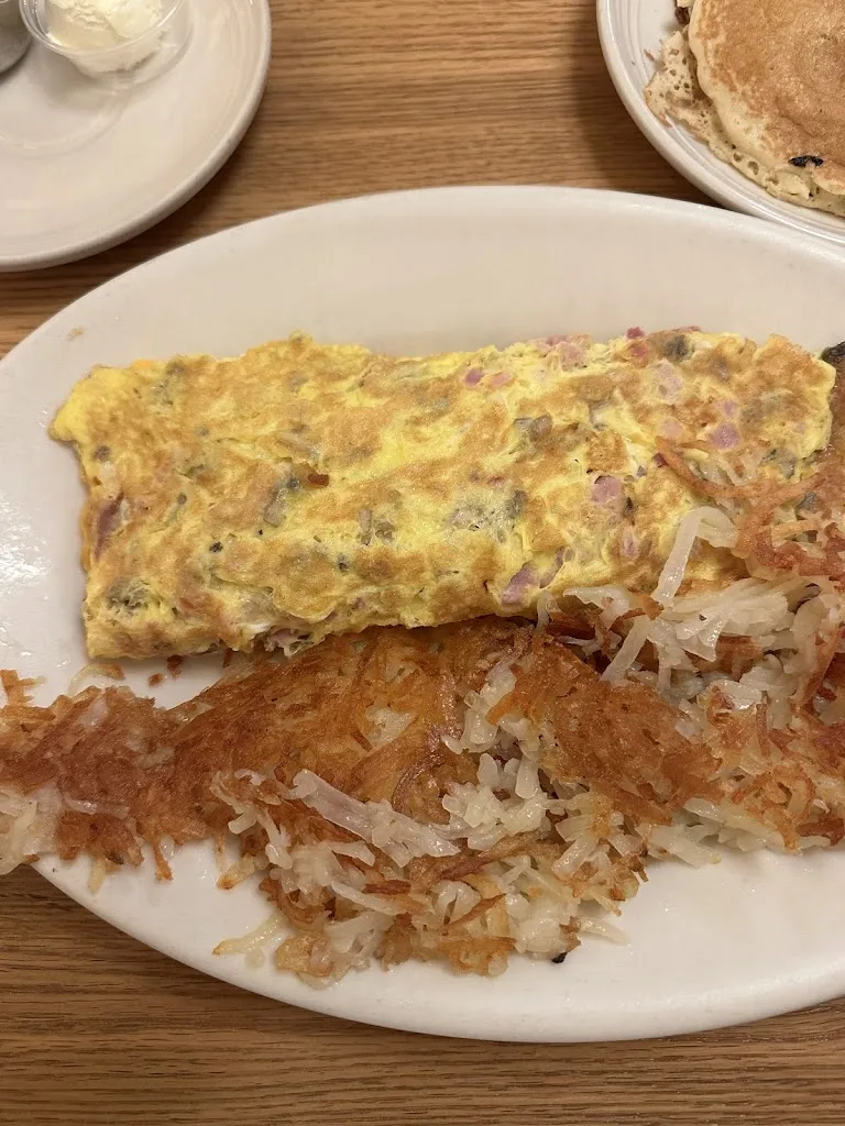 Tom Kraemer_The Vegas Café_Antioch, IL_review