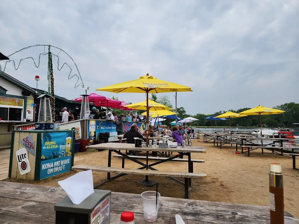 Wynter Malinowski_Sandbar on Lake Marie_Antioch, IL_review