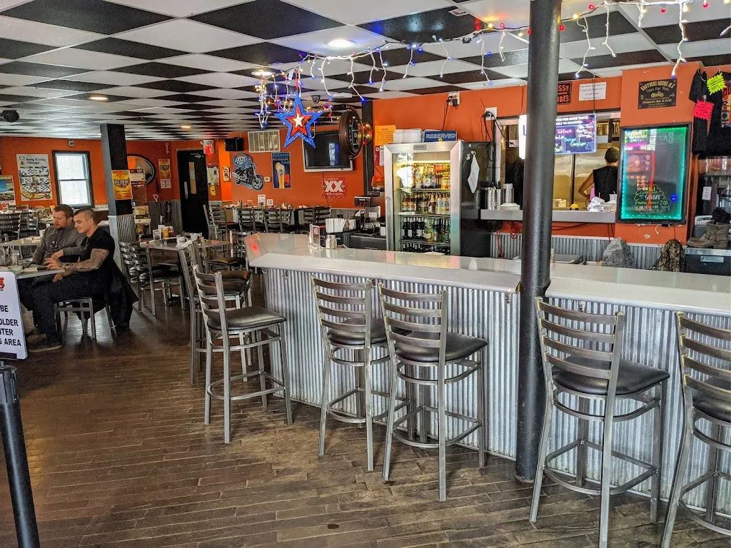 Choppers Bar and Grill restaurante en Antioch, IL